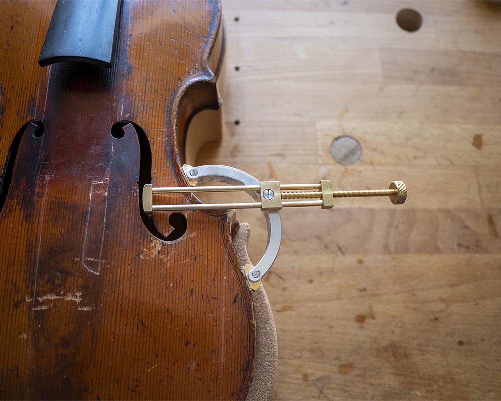 Violin and Viola wing crack repair clamp